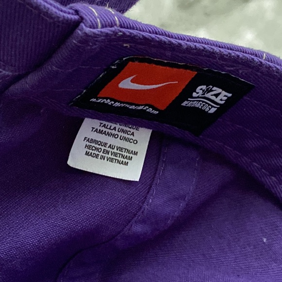 Purple and Tan Nike Baseball Cap with “W” - Picture 4 of 4